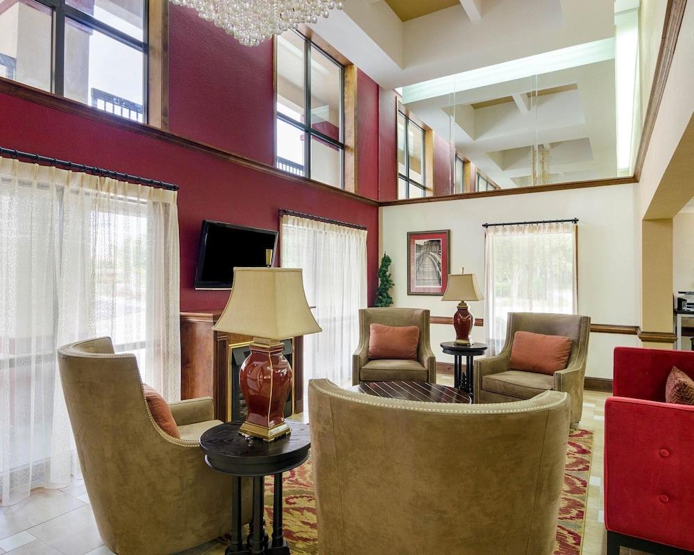Quality Inn & Suites Atlanta Stone Mountain Esterno foto