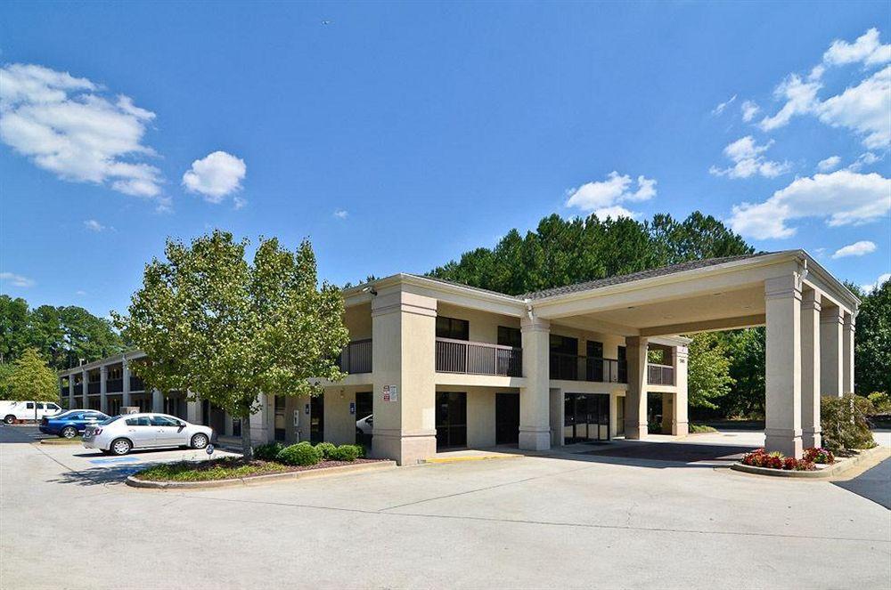 Quality Inn & Suites Atlanta Stone Mountain Esterno foto