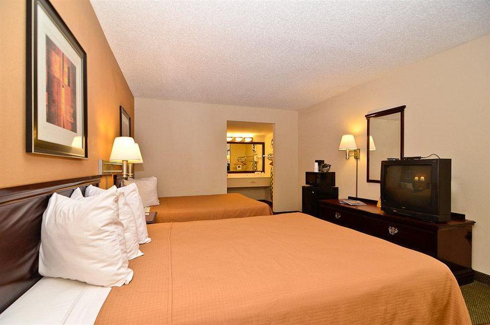 Quality Inn & Suites Atlanta Stone Mountain Camera foto