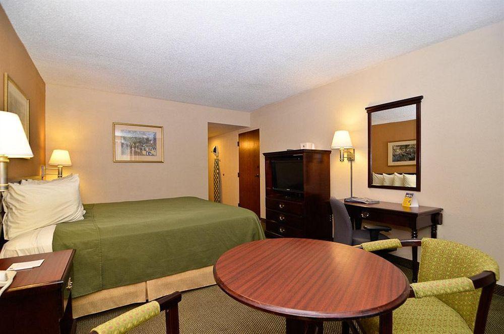 Quality Inn & Suites Atlanta Stone Mountain Camera foto